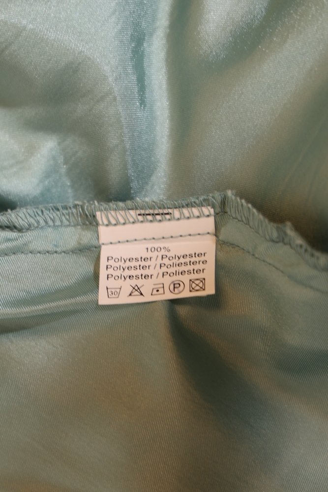 Second Hand Tüllkleid mit besonderer Rückenschnürung, ozeanwelle - Dein Kleiderladen