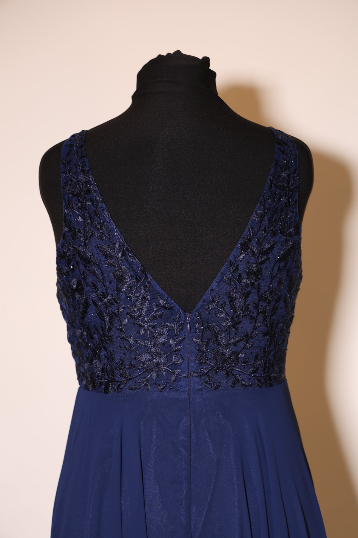 Second Hand Langes Kleid mit floraler Spitze, dunkelblau