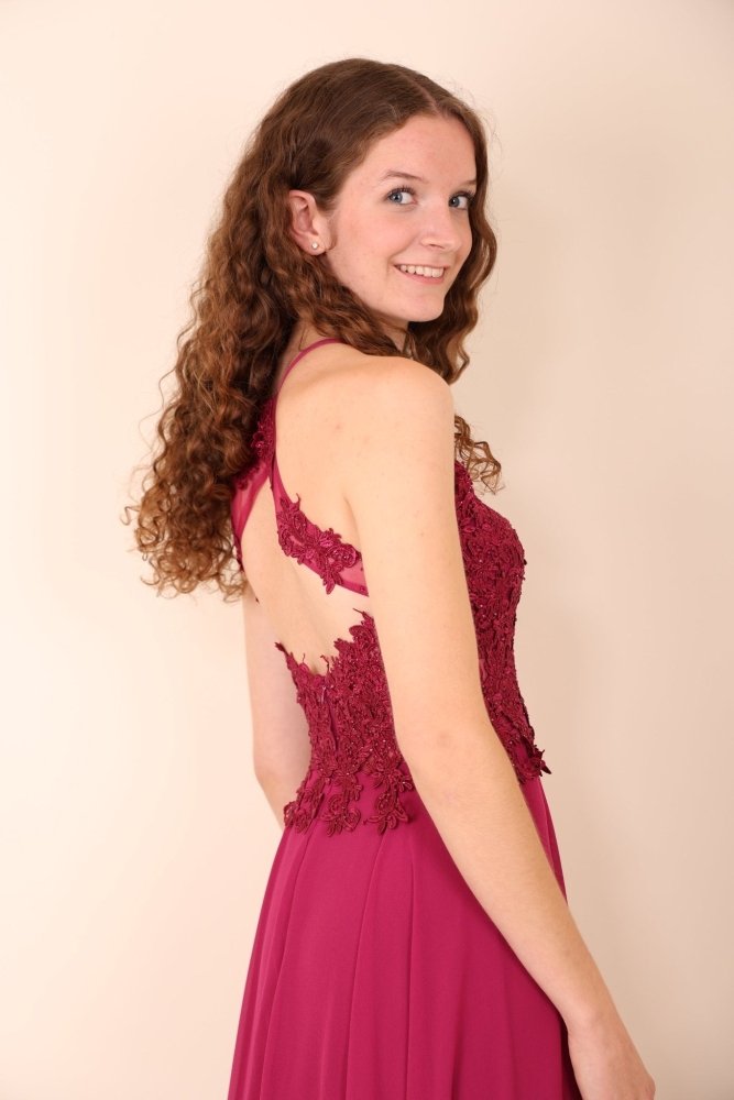Abendkleid mit Spitzenoberteil, Neckholder & Schlitz, pink - Dein Kleiderladen