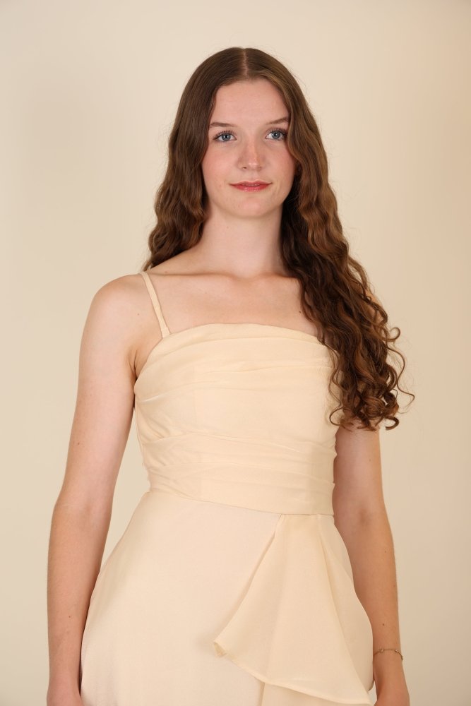 Abendkleid mit variablen Trägern, Volants und Schlitz, beige - Dein Kleiderladen