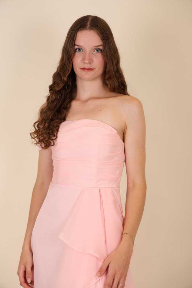 Abendkleid mit variablen Trägern, Volants und Schlitz, blush pink - Dein Kleiderladen