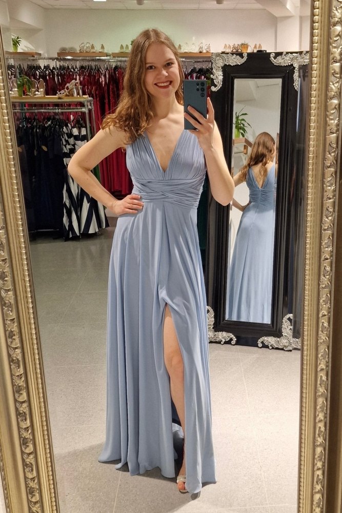 Chiffon - Abendkleid mit Raffungen, V - Ausschnitt & Schlitz, hellblau - Dein Kleiderladen