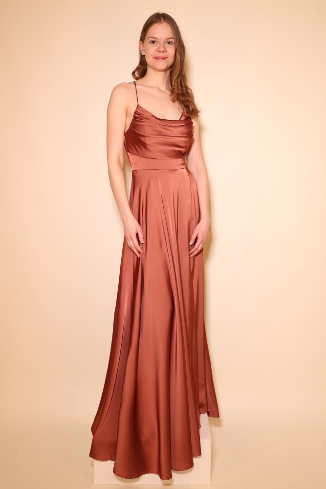 Langes Satin - Abendkleid mit Schlitz und Schnürung, terracotta - Dein Kleiderladen