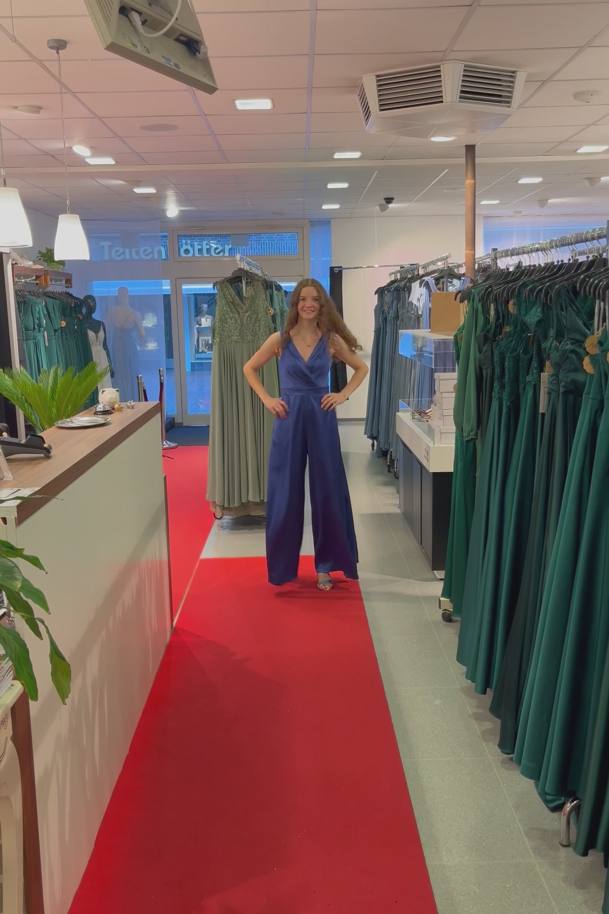 Satin - Jumpsuit royalblau - Dein Kleiderladen