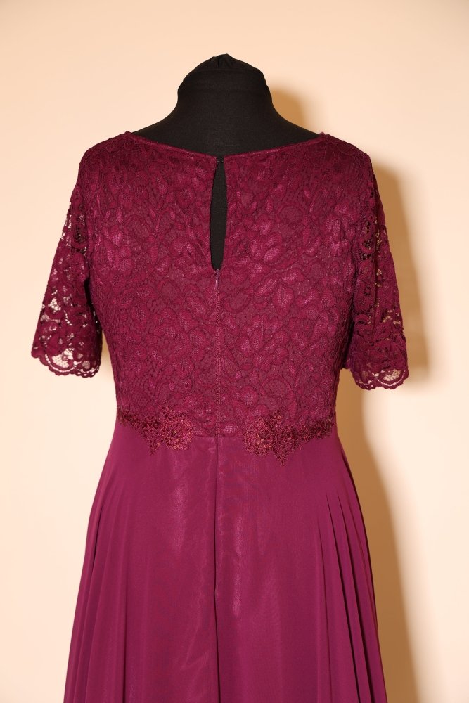 Second Hand Abendkleid mit Spitzenärmel und elegantem Überwurf, lila - Dein Kleiderladen