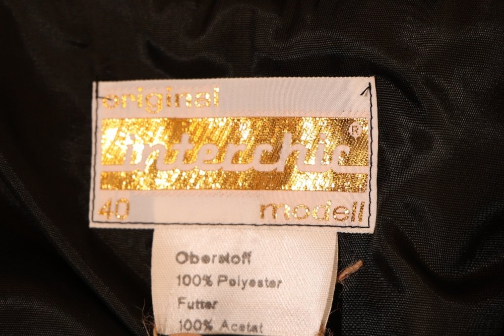Second Hand Blumenkleid mit langen Ärmeln, schwarz - Dein Kleiderladen