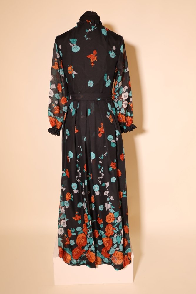 Second Hand Blumenkleid mit langen Ärmeln, schwarz - Dein Kleiderladen