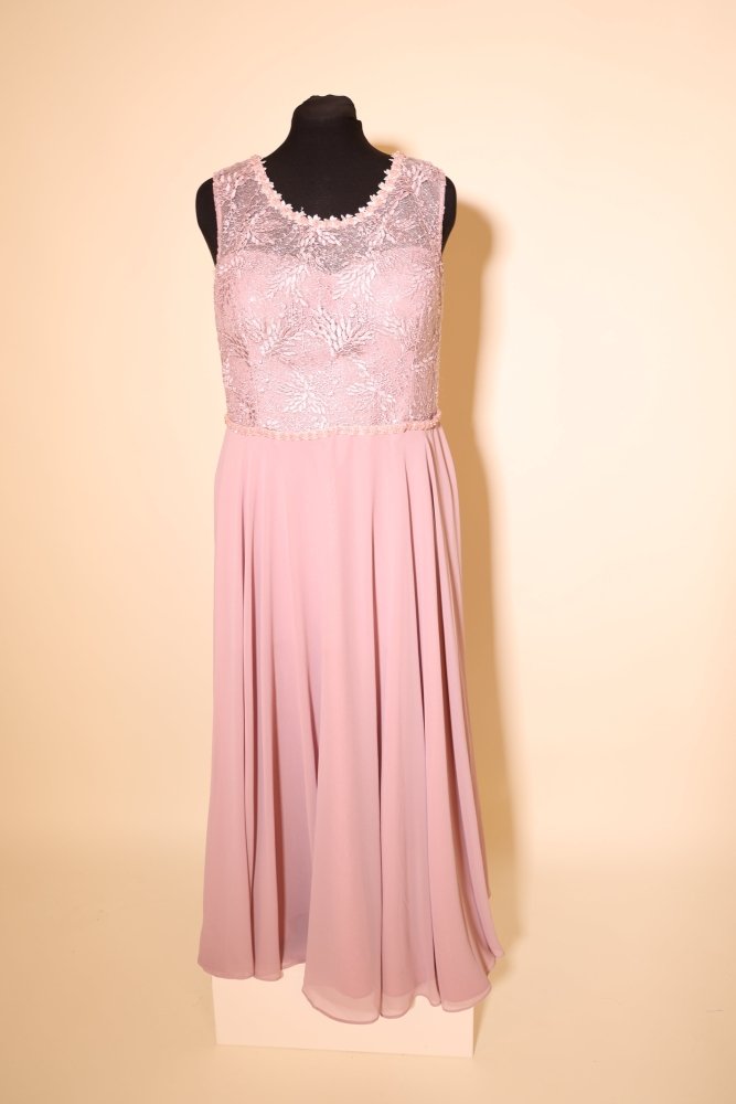 Second Hand Chiffonkleid mit feiner Bestickung und Glitzergürtel, altrosa - Dein Kleiderladen