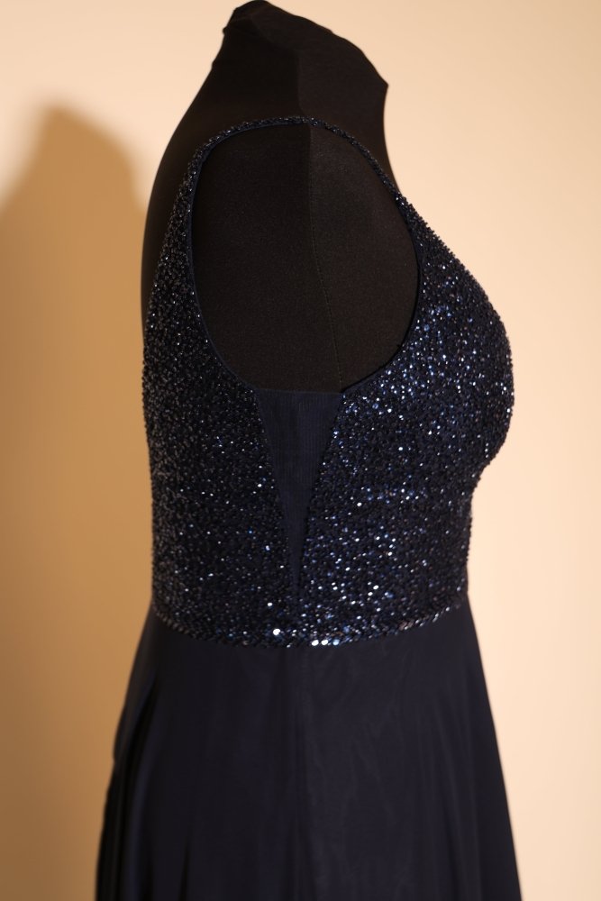 Second Hand Chiffonkleid mit seitlichen Cut - outs und funkelndem Oberteil, dunkelblau - Dein Kleiderladen