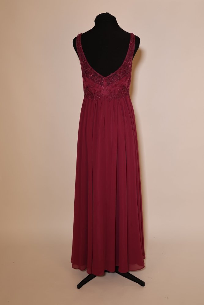 Second Hand fein besticktes Chiffon - Abendkleid mit tiefem Rückenausschnitt, magenta - Dein Kleiderladen
