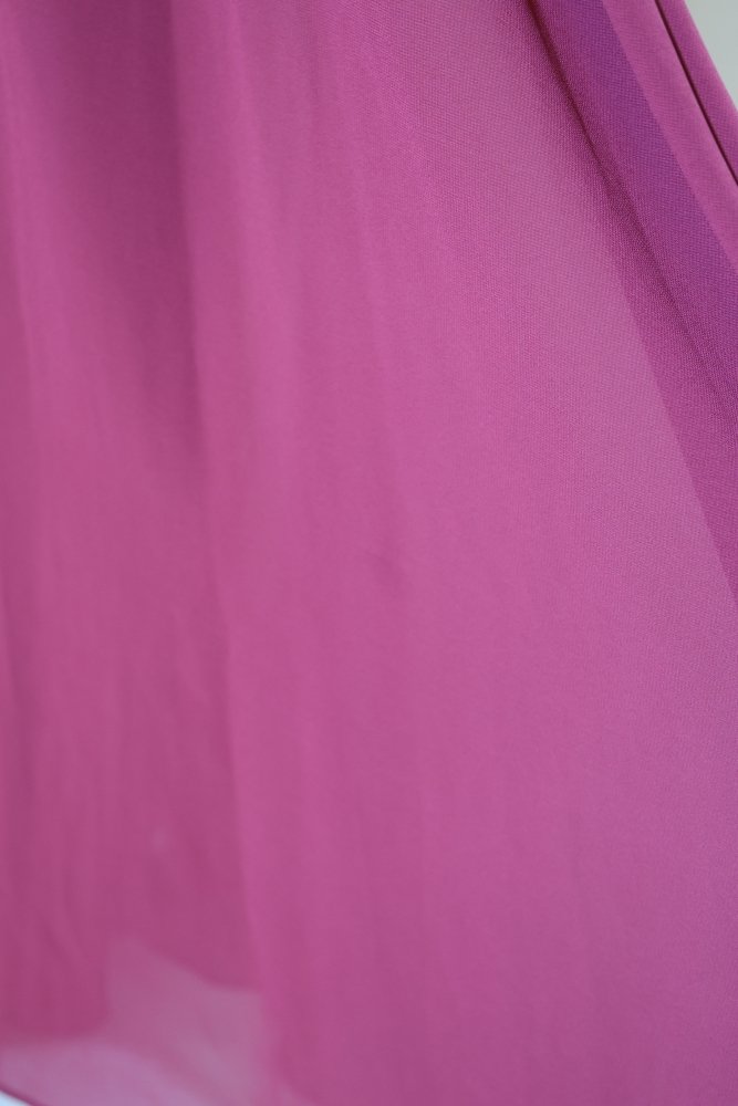 Second Hand fein besticktes Chiffon - Abendkleid mit tiefem Rückenausschnitt, magenta - Dein Kleiderladen
