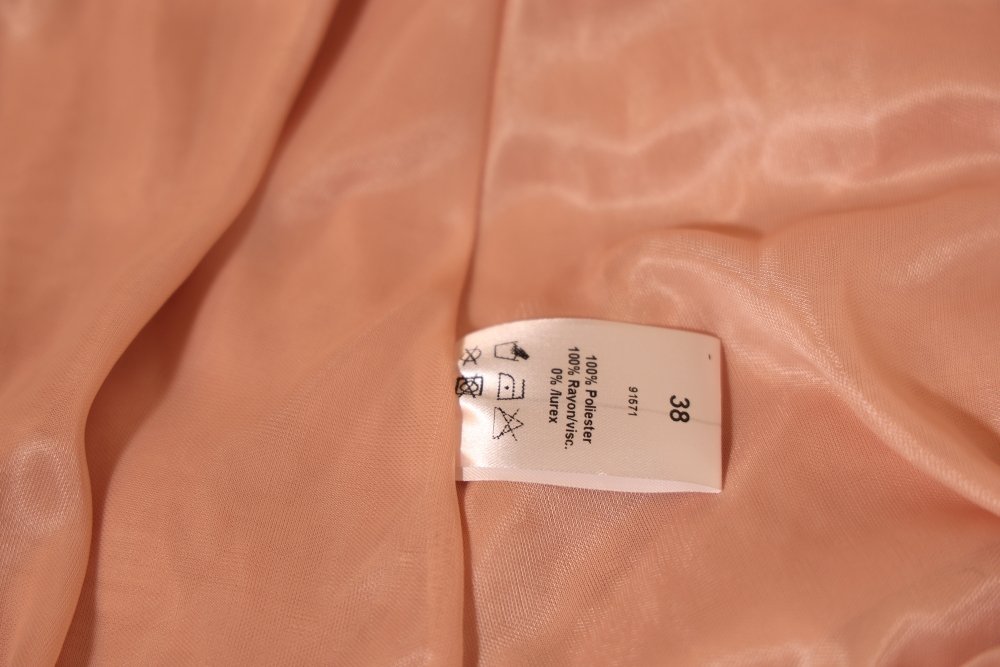 Second Hand hochgeschlossenes Chiffonkleid mit Glitzergürtel, rosa - Dein Kleiderladen