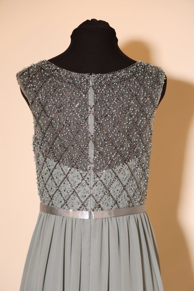 Second Hand hochgeschlossenes Chiffonkleid mit Perlen, grüngrau - Dein Kleiderladen