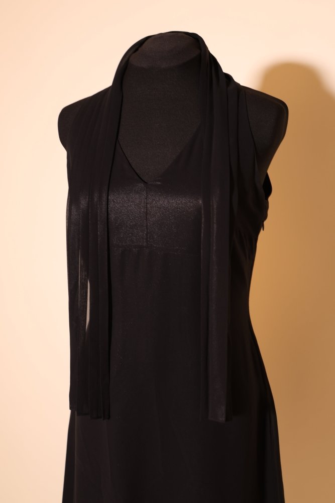 Second Hand Midikleid mit schimmerndem Stoff, schwarz - Dein Kleiderladen