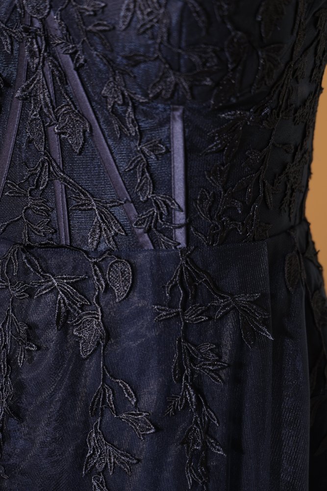 Second Hand Tüllkleid mit Corsage, Schnürung und Spitze, dunkelblau - Dein Kleiderladen
