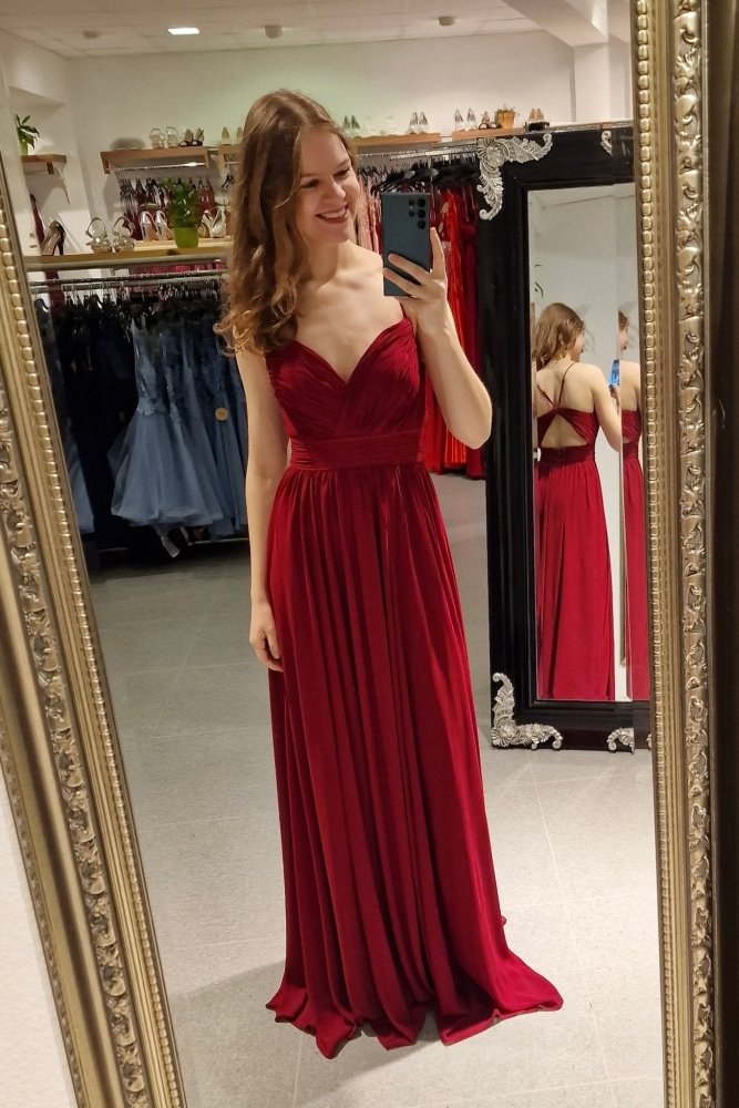 Schlichtes Abendkleid mit Raffungen und V-Ausschnitt, bordeaux - Dein Kleiderladen